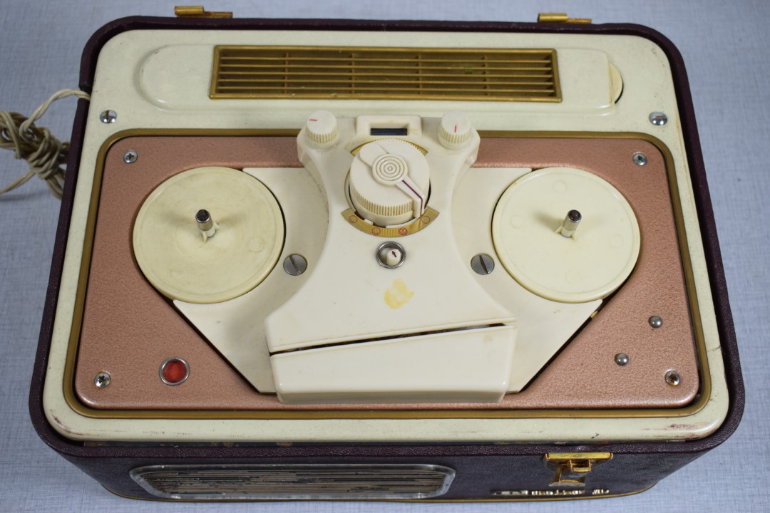 Radiola 9018/02 Tube Tape Recorder (Philips EL-3510 Brother)
