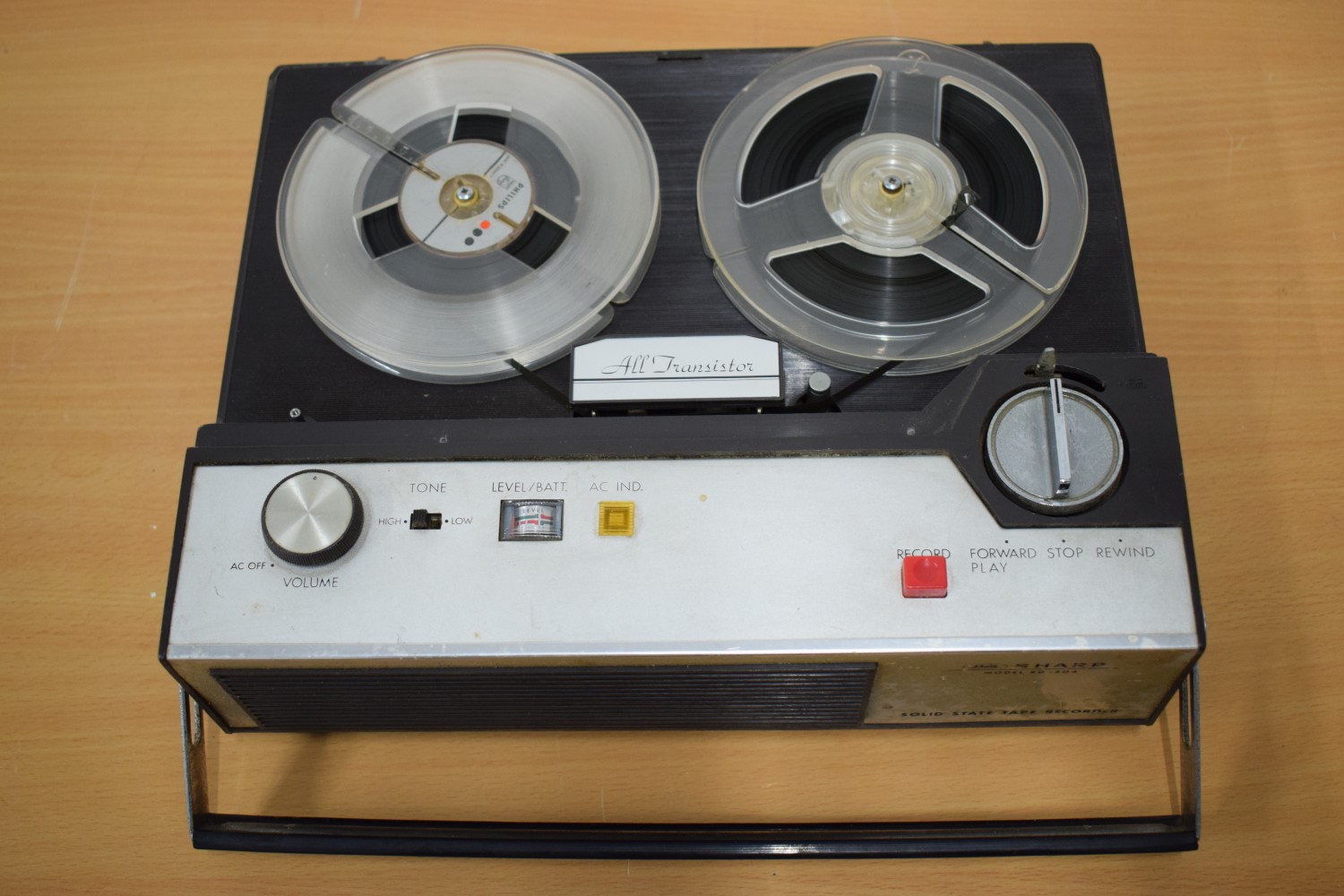 Sharp RD-504 Portable Tape Recorder