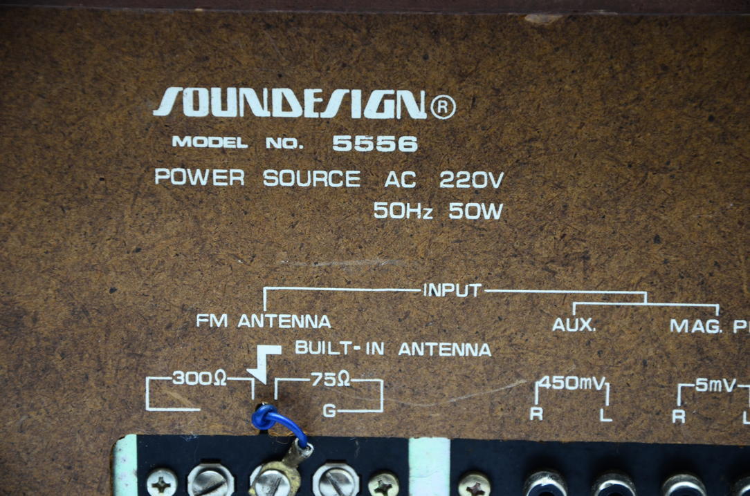 Soundesign 5556 Receiver / Cassettedeck combination
