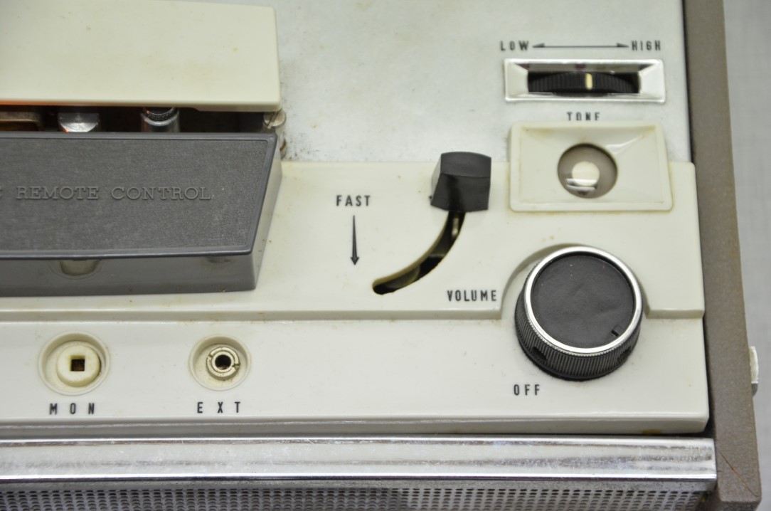 General FX420A (Fujitsu) Tube Tape Recorder – Number 2