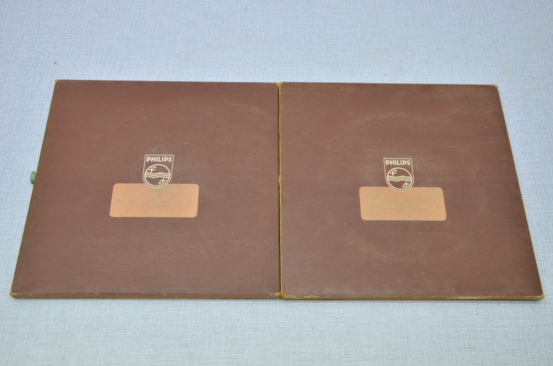 22cm. Philips Plastic tape reel with original cardboard box