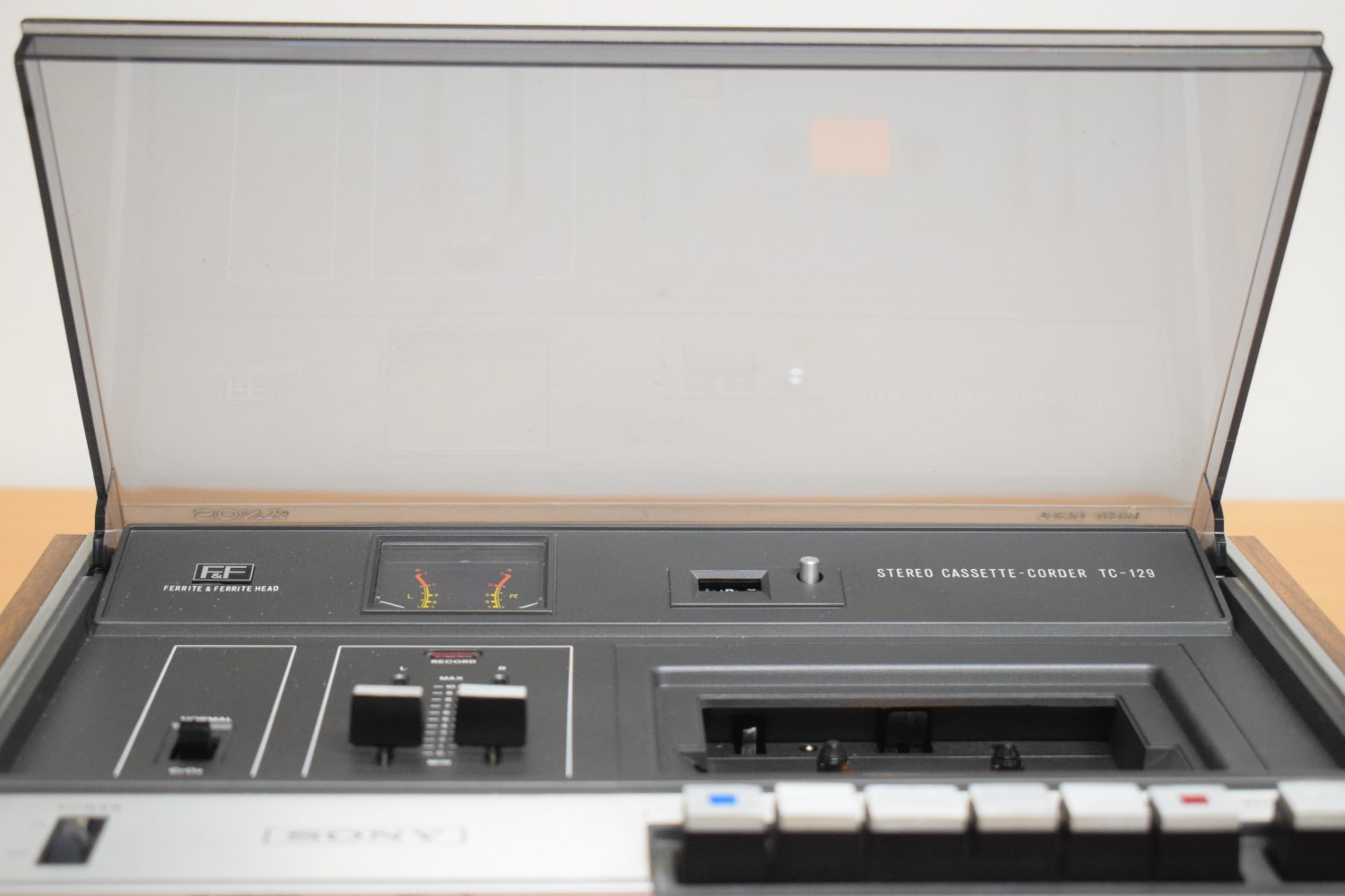 Sony TC-129 Cassette Deck