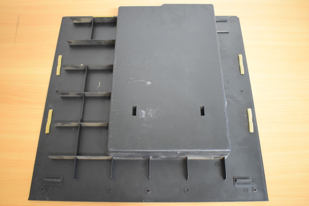 Philips N4520 Tape Recorder – Back Panel / Plate part