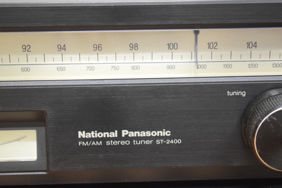 National Panasonic SU-2400 Amplifier & ST-2400 Tuner Stereo-Set