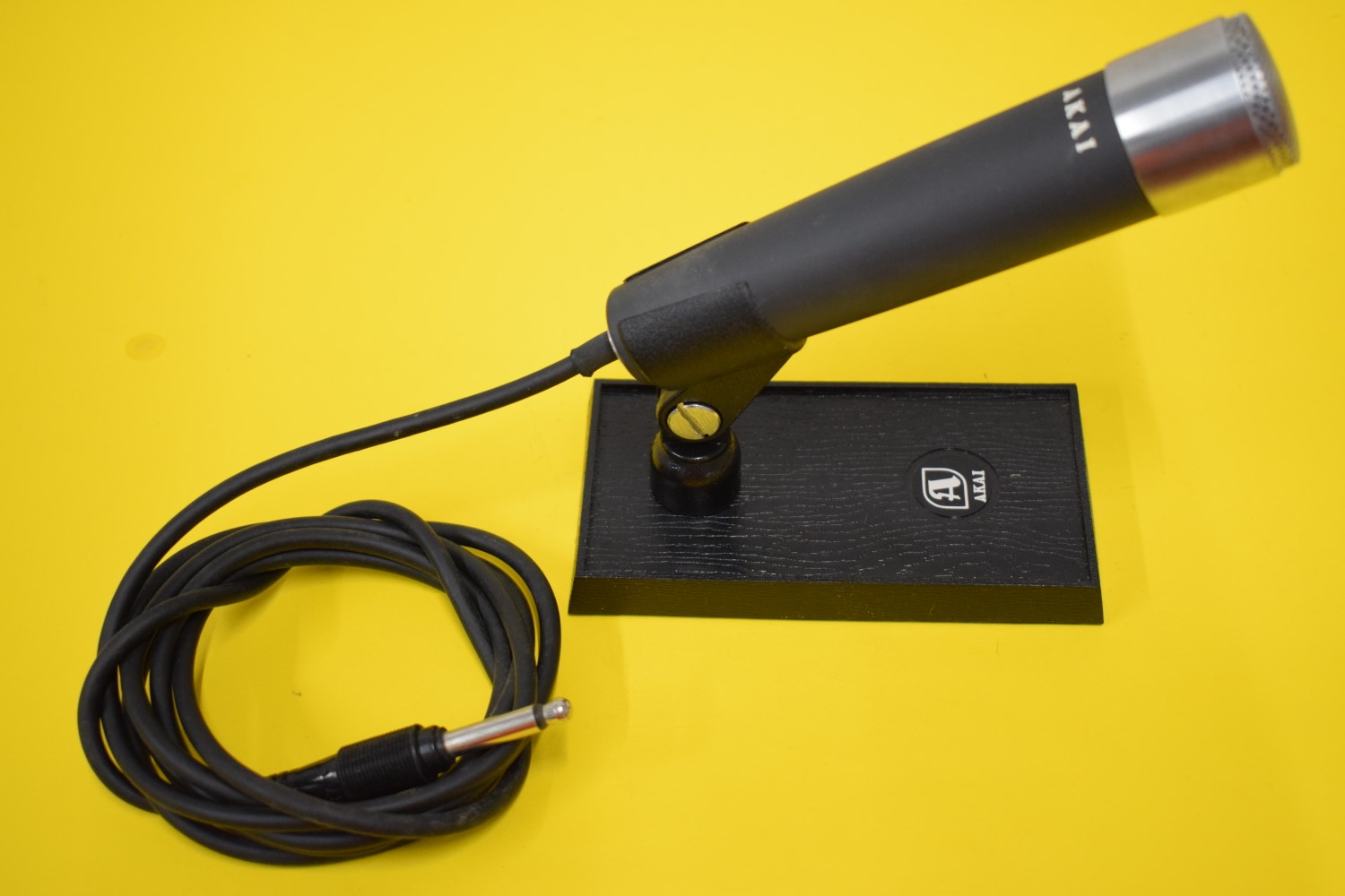Akai DM-13 Microphone – In original Box