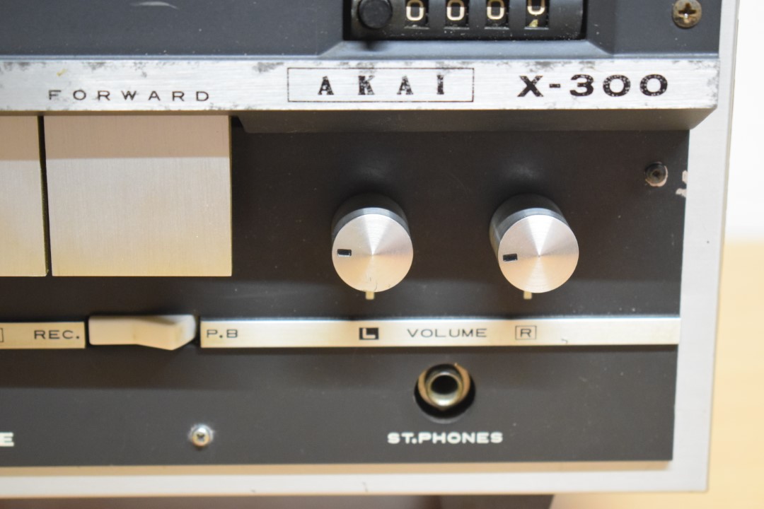 Akai X-300 – 4Track Tape Recorder