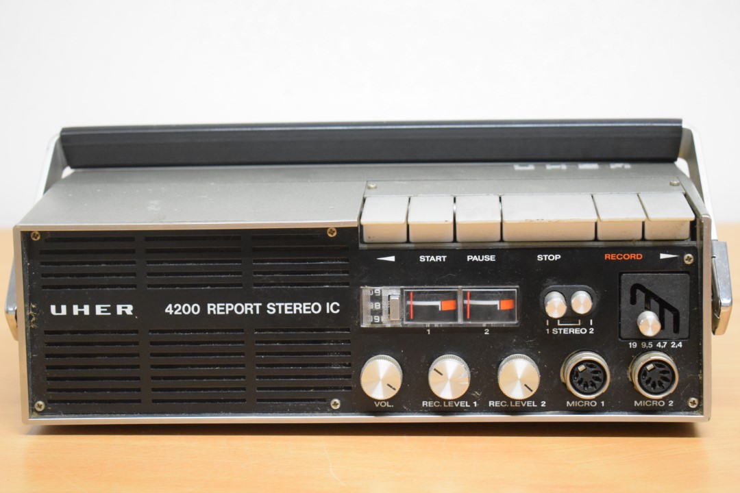 Uher 4200 Report Monitor IC Portable Tape Recorder