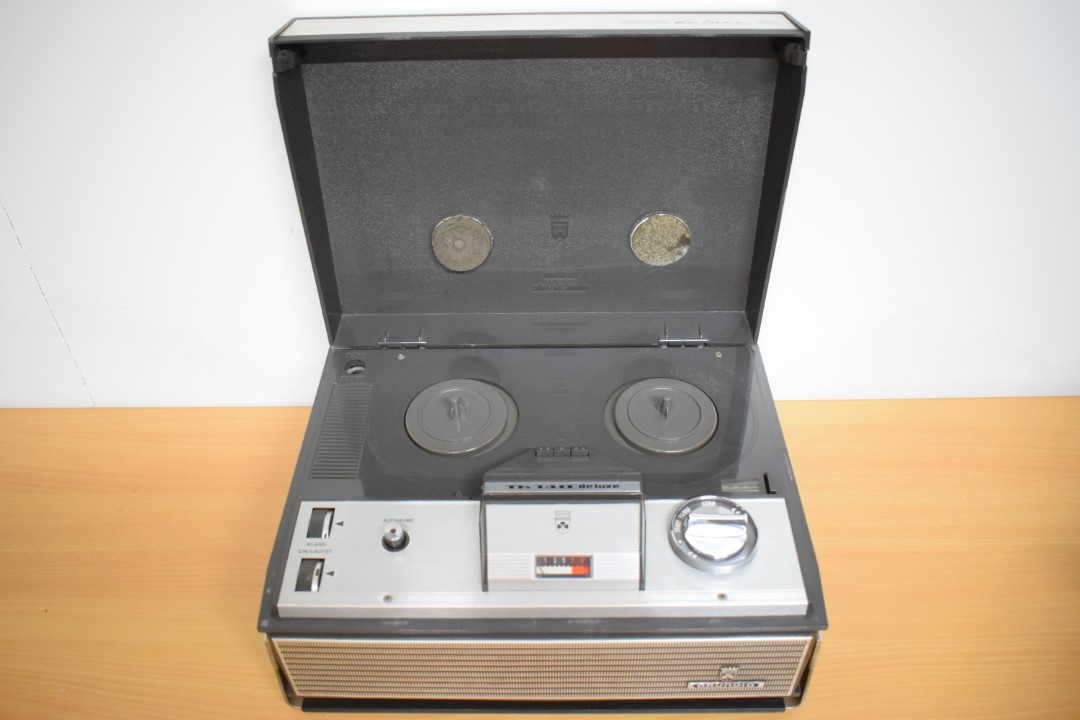 Grundig TK-140 Tape Recorder