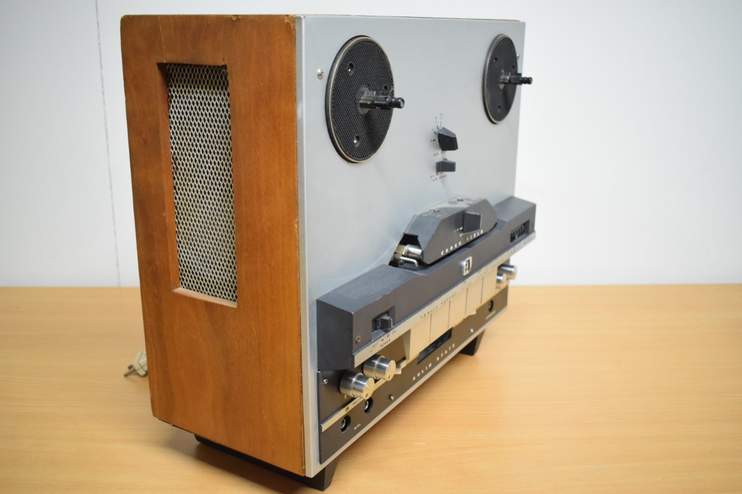 Akai X-300 – 4Track Tape Recorder Akai X-300 – 4Track Tape Recorder
