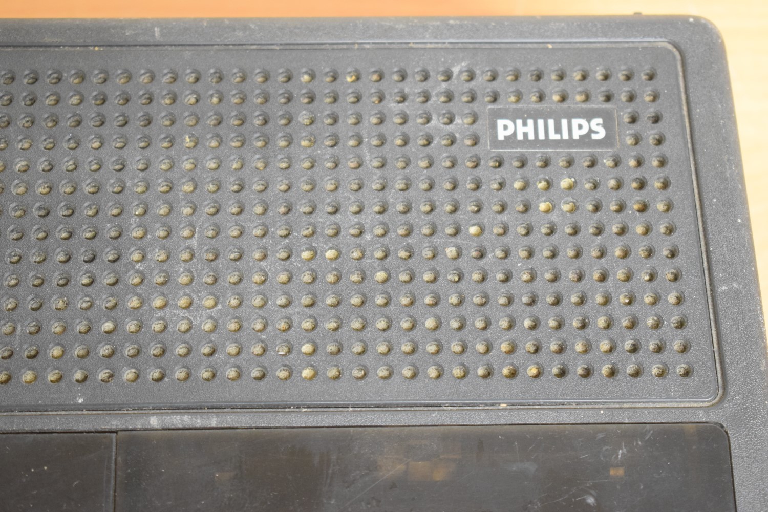 Philips N2221 Portable Cassette Deck