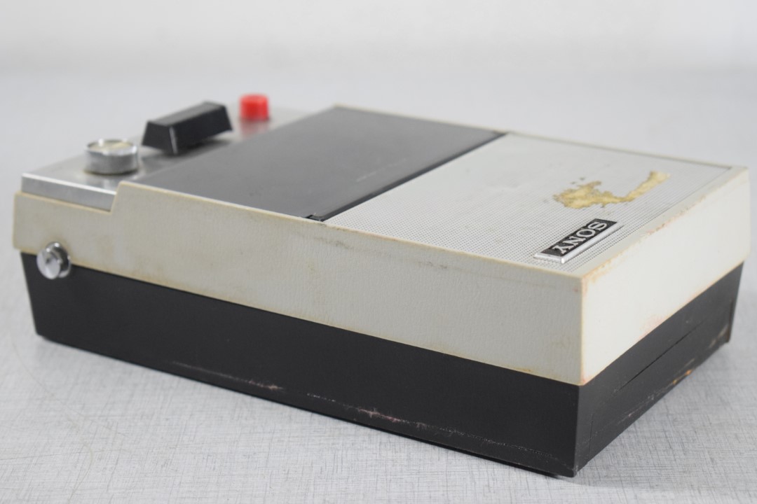 Sony TC-12 Portable Cassettedeck