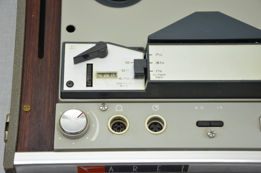 Arel 212 Tape Recorder