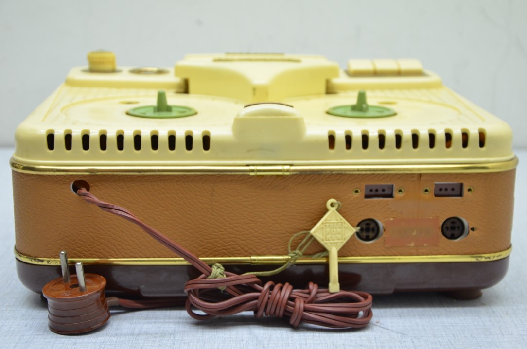 Telefunken Magnetophon KL65/TX Tube Tape Recorder Telefunken Magnetophon KL65/TX Tube Tape Recorder