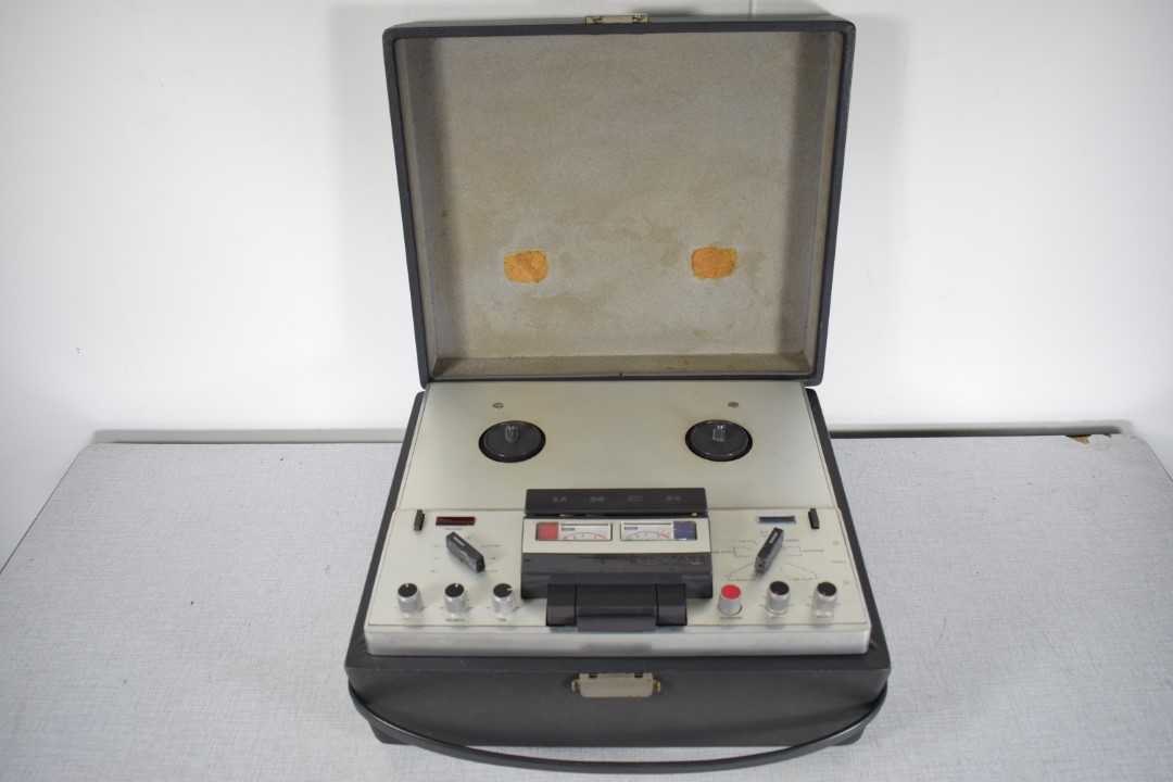 Uher Royal 784E Tape Recorder – 4track Uher Royal 784E Tape Recorder – 4track