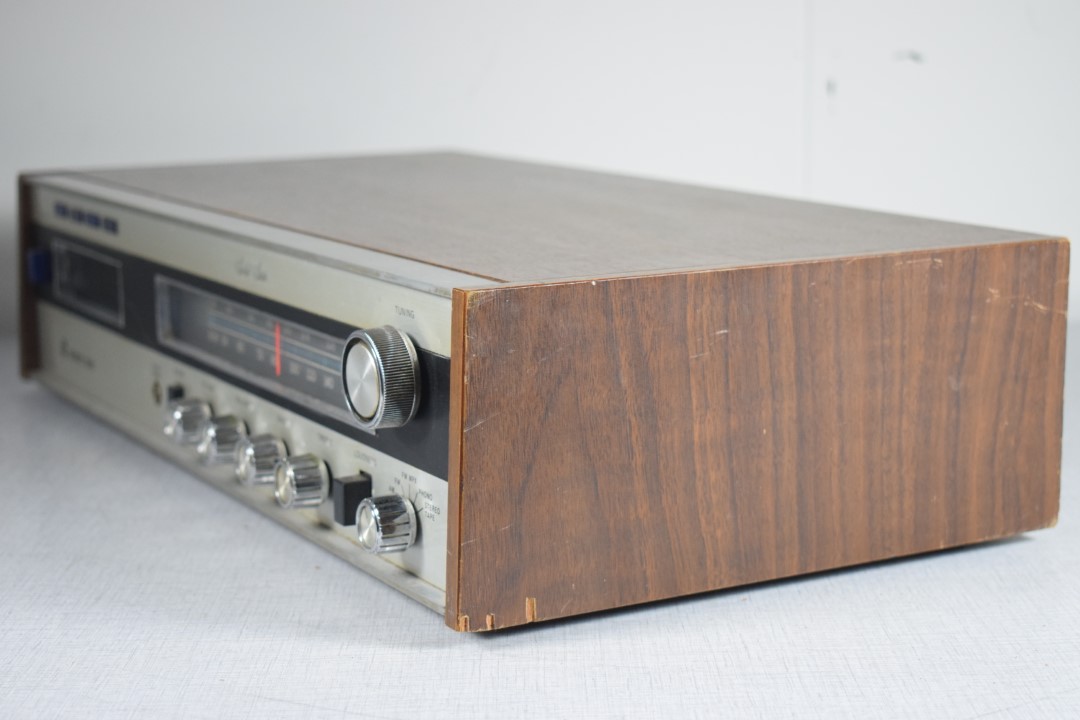 Automatic Radio Model HMX-4000 8-Track Player / Receiver