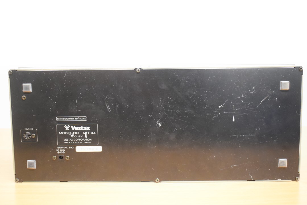 Vestax MR-44 Cassettedeck / Mixing Table Vestax MR-44 Cassettedeck / Mixing Table