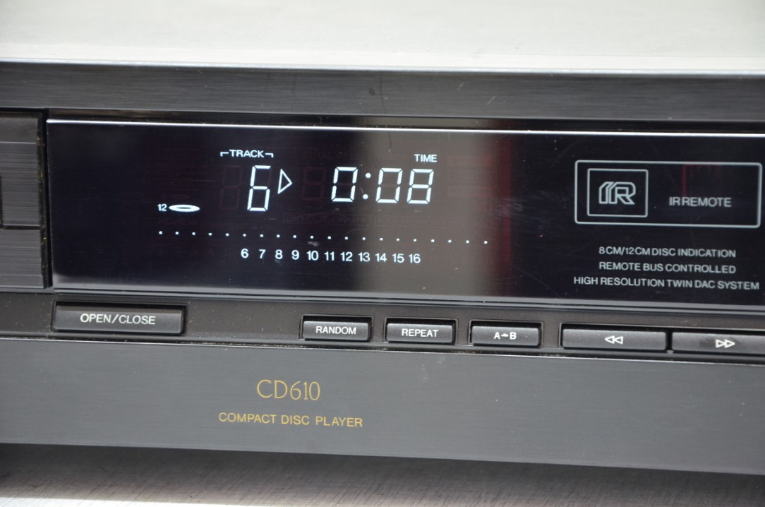 Philips CDプレーヤーCD610ツインDAC-