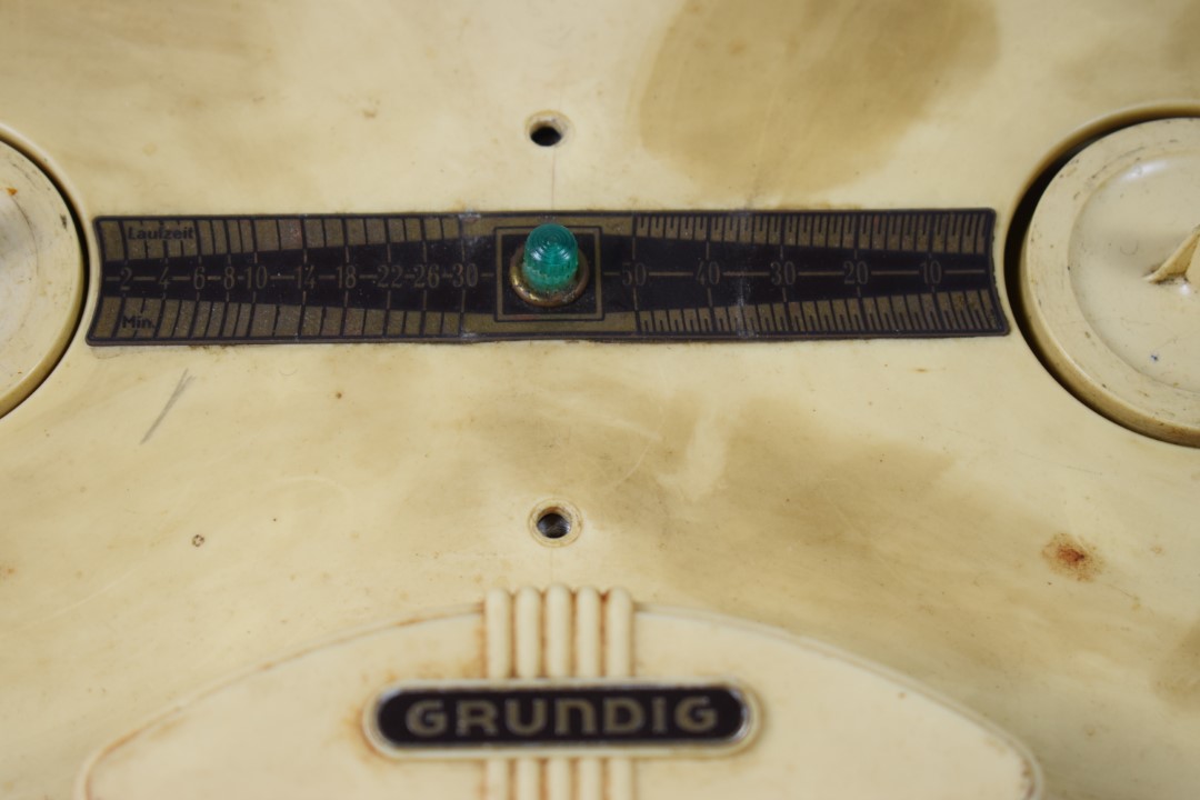 Grundig Reporter TK-700 Tube Tape Recorder – Color: GREEN