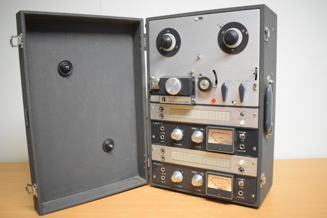 Vintage Roberts 770X (Akai M8) Reel-to-Reel Tape Player Recorder