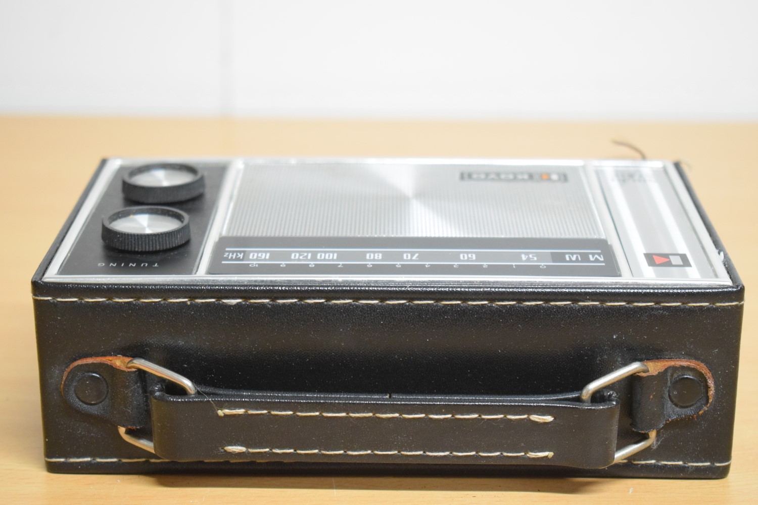 Koyo MO11 Transistor Radio – In original packaging