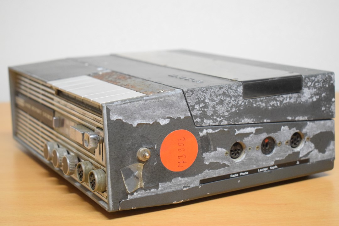 Uher 4400 Report Stereo Transistor Tape Recorder