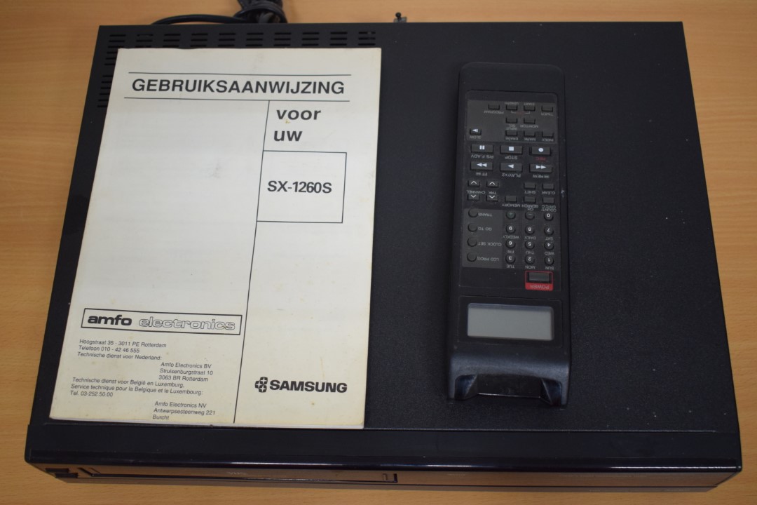 Samsung SX-1260S VCR Videorecorder with remote control