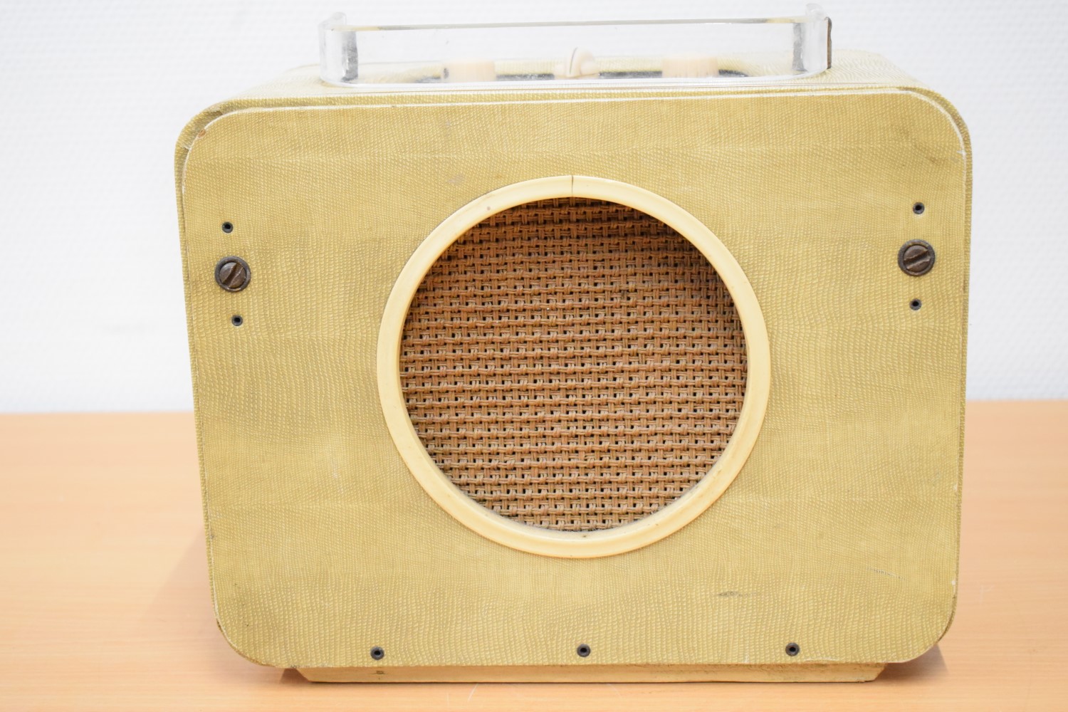Ever Ready Sky Queen Portable Transistor Radio 
