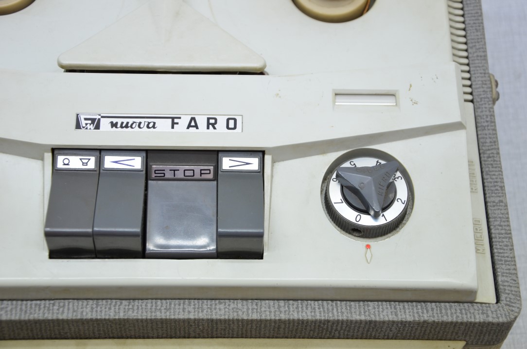 Nuova Faro NF-333 – Tube Tape Recorder 