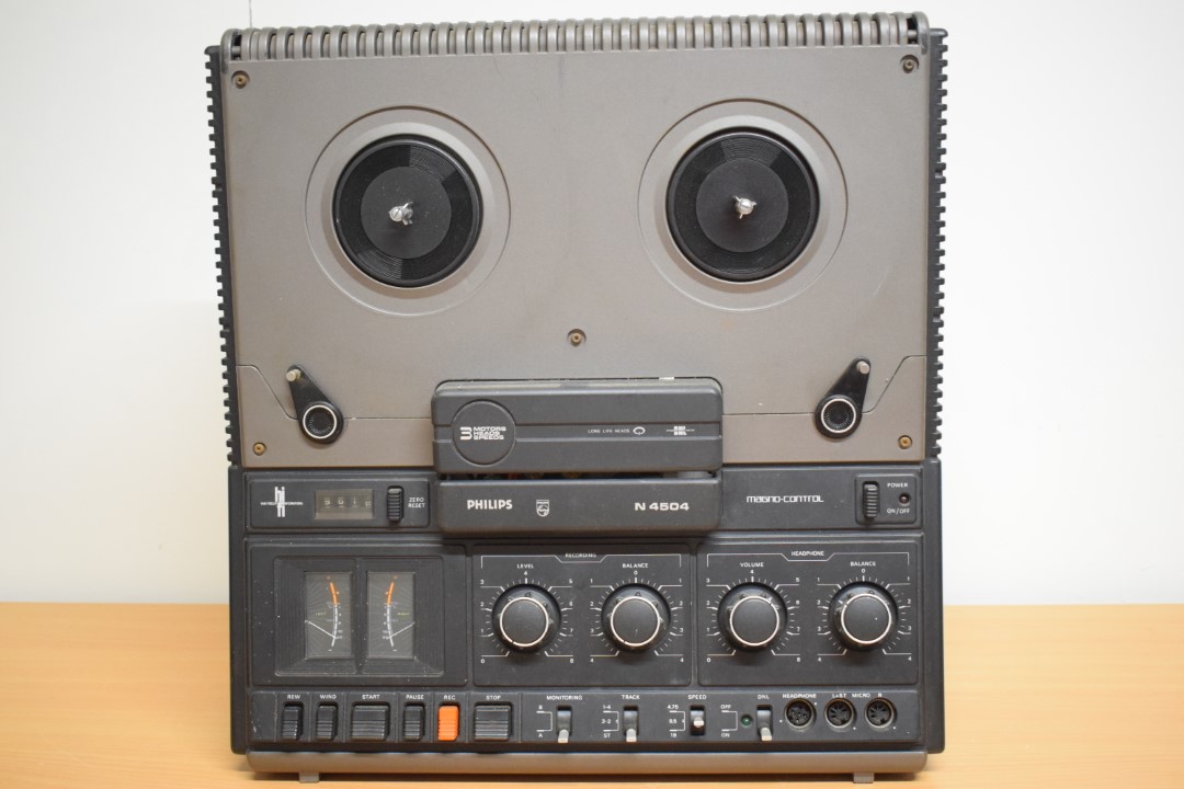 Philips N-4504 Tape Recorder
