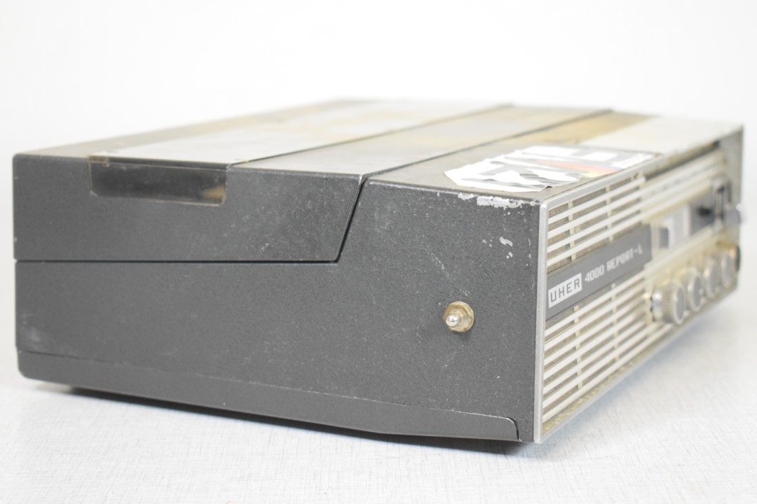 Uher 4000 Report-L portable Transistor Tape Recorder Uher 4000 Report-L portable Transistor Tape Recorder