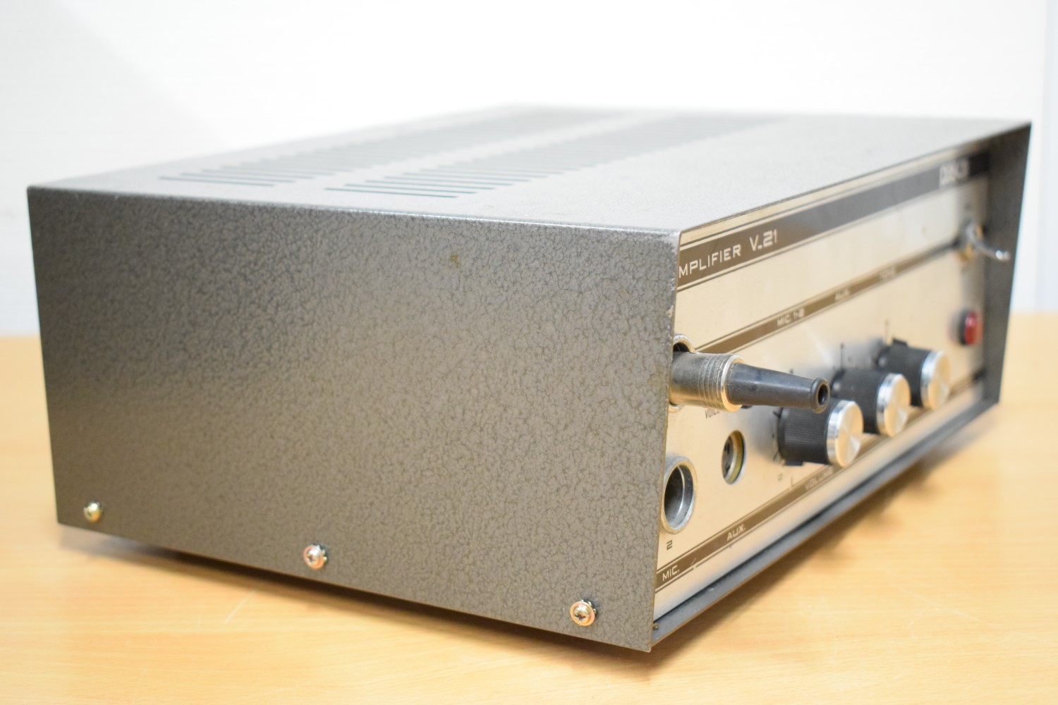 PASO V.21 100 Volts amplifier
