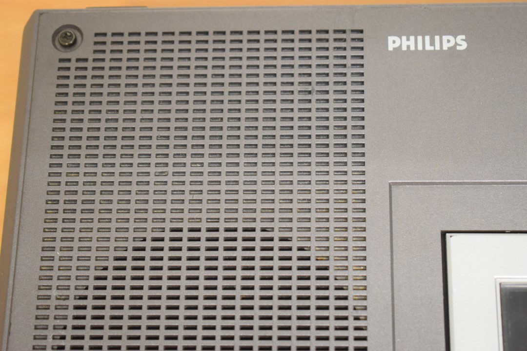 Silver Philips D6910 Portable Cassettedeck 