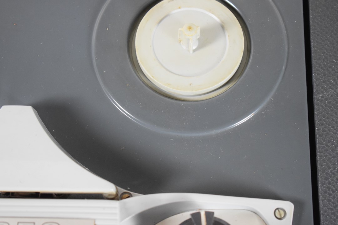ERRES BO 604 Tube Tape Recorder ERRES BO 604 Tube Tape Recorder