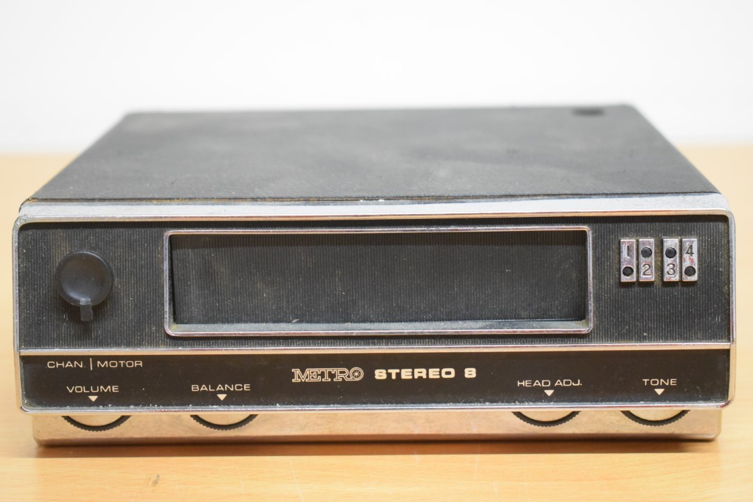 Metro Stereo 8 8Track Car Player