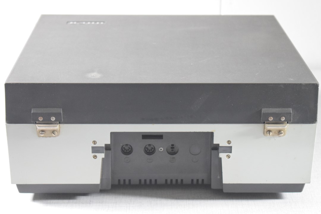 Uher 714L Tape Recorder Uher 714L Tape Recorder