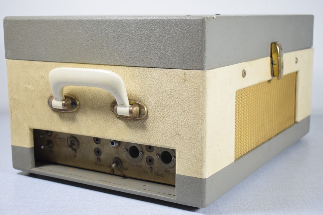 Stentor Maëstrofon (Fibax) Tube Tape Recorder Stentor Maëstrofon (Fibax) Tube Tape Recorder