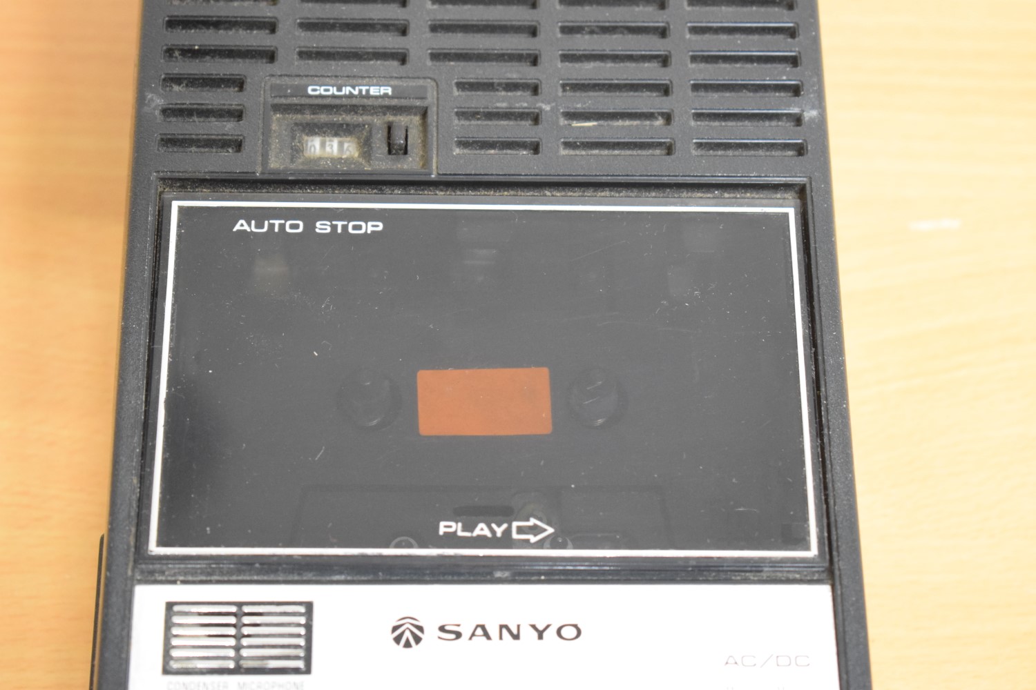 Sanyo Model M 2522EH Portable Cassette Deck