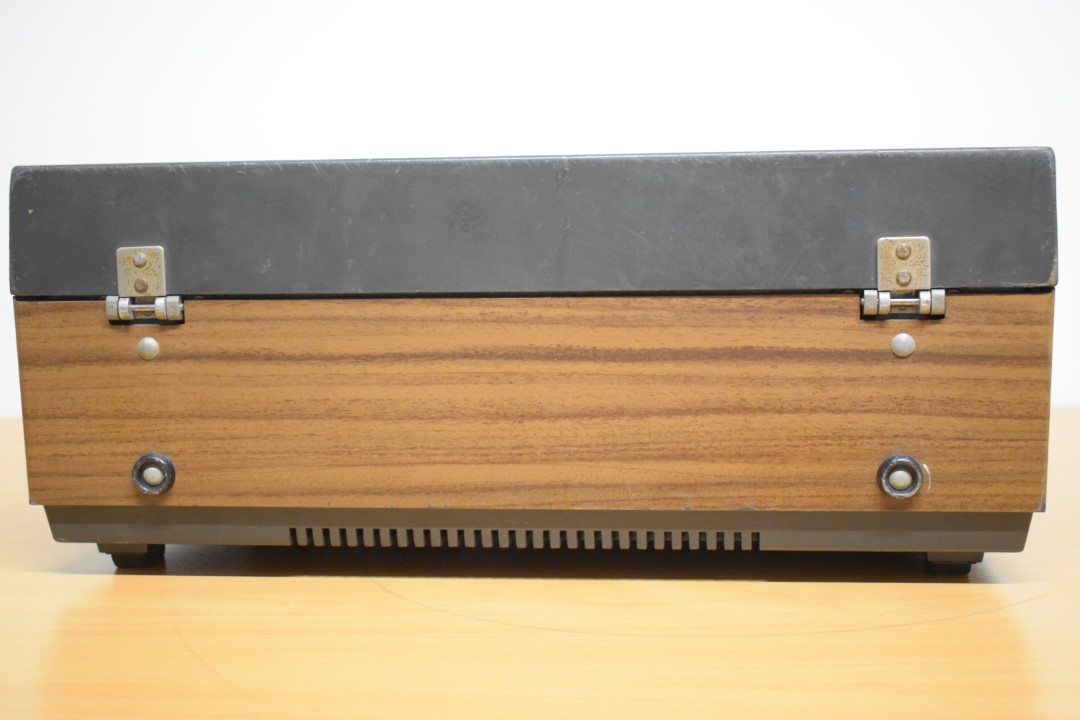 UHER Variocord 263 Tape Recorder UHER Variocord 263 Tape Recorder